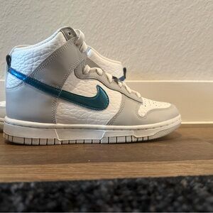Nike Dunk High- FLS White and Teal Gently Used!